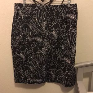 New York & Company black and white pencil skirt